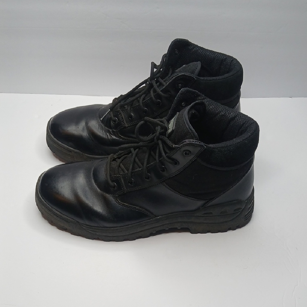 Magnum black leather work boots‎